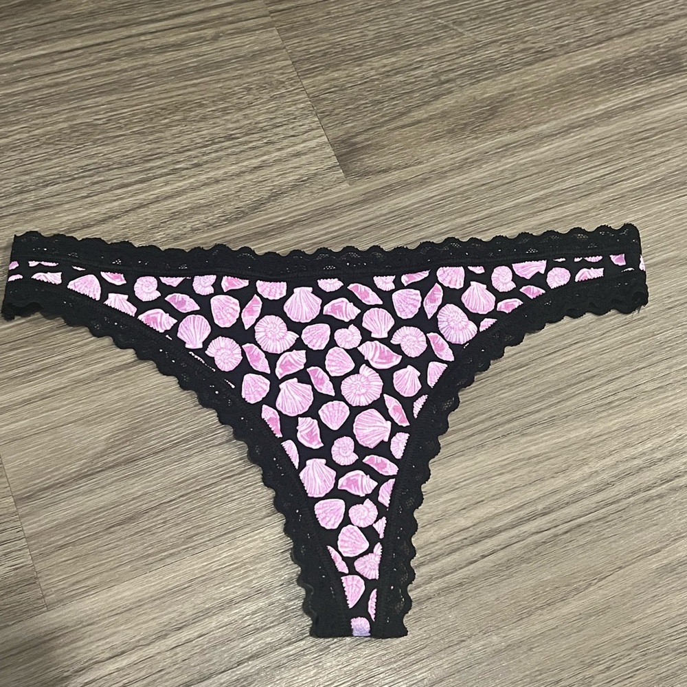 VS Lace Trim Thong